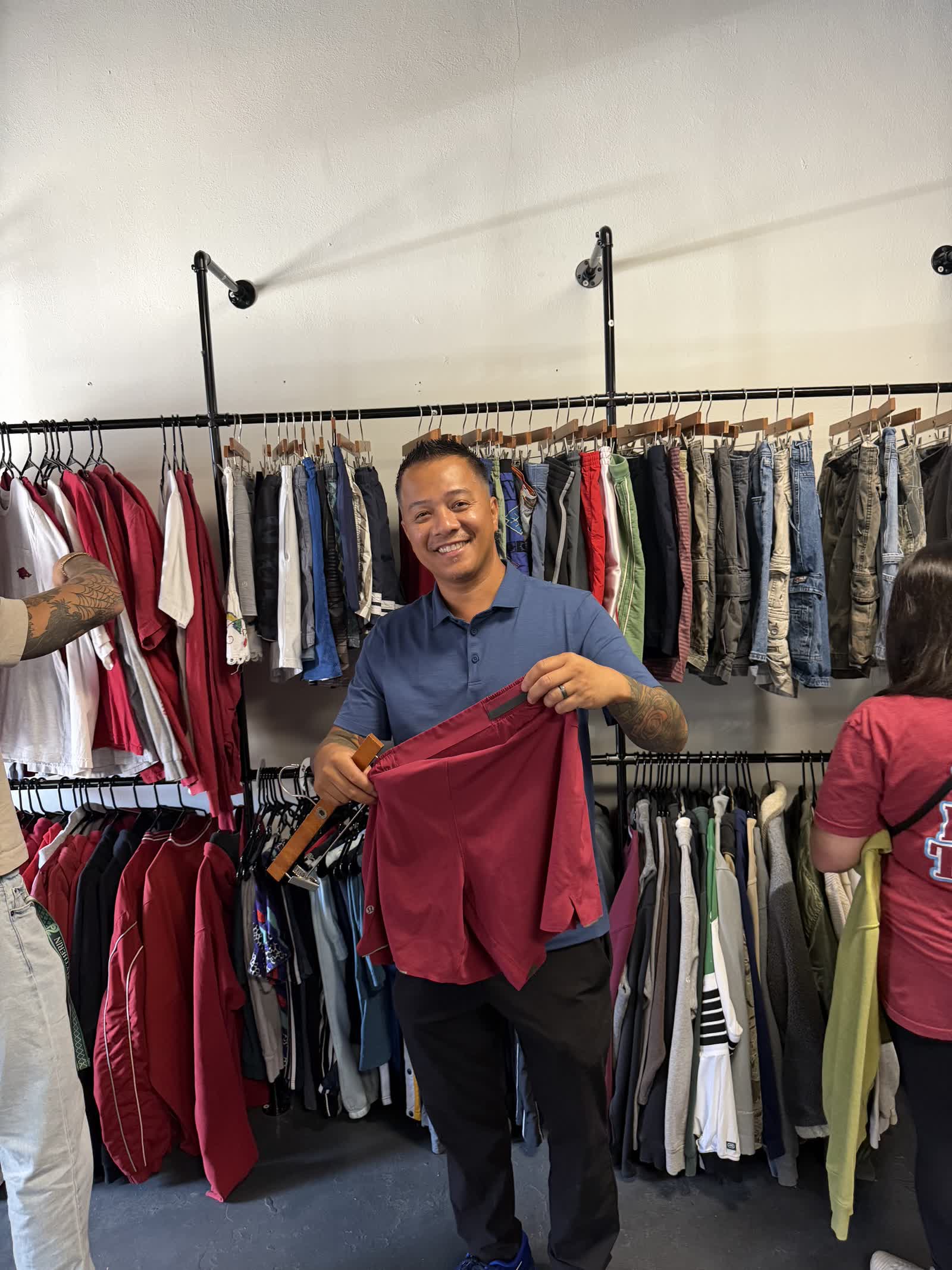 Happy customer with a Lululemon find at Nine99